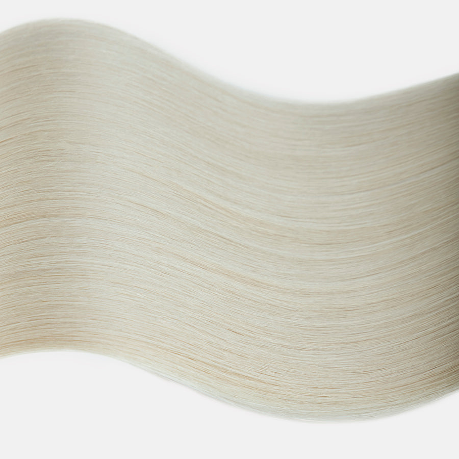 #62 Pearl Blonde hair color swatch
